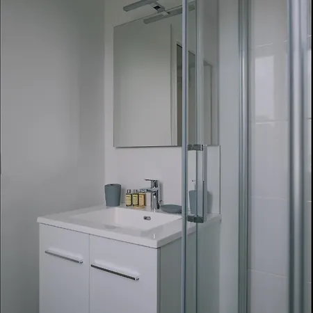 Refait à Neuf Avec Cachet De L'ancien Apartmán *