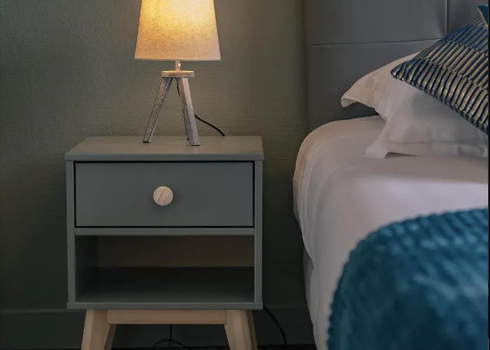 Refait à Neuf Avec Cachet De L'ancien Saumur